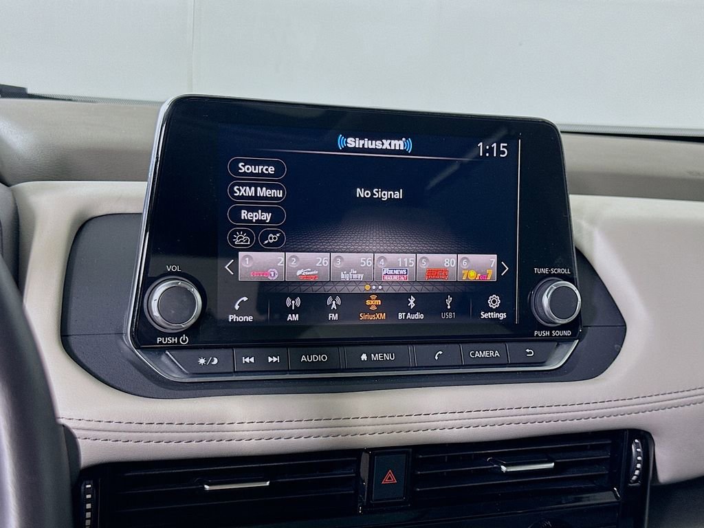 Used 2022 Nissan Rogue SV w/ SV Premium Package image 24