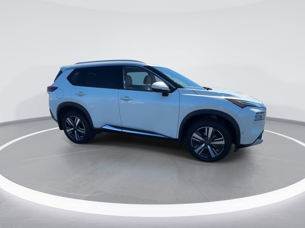 Used 2023 Nissan Rogue Platinum w/ Platinum Premium Package image 9