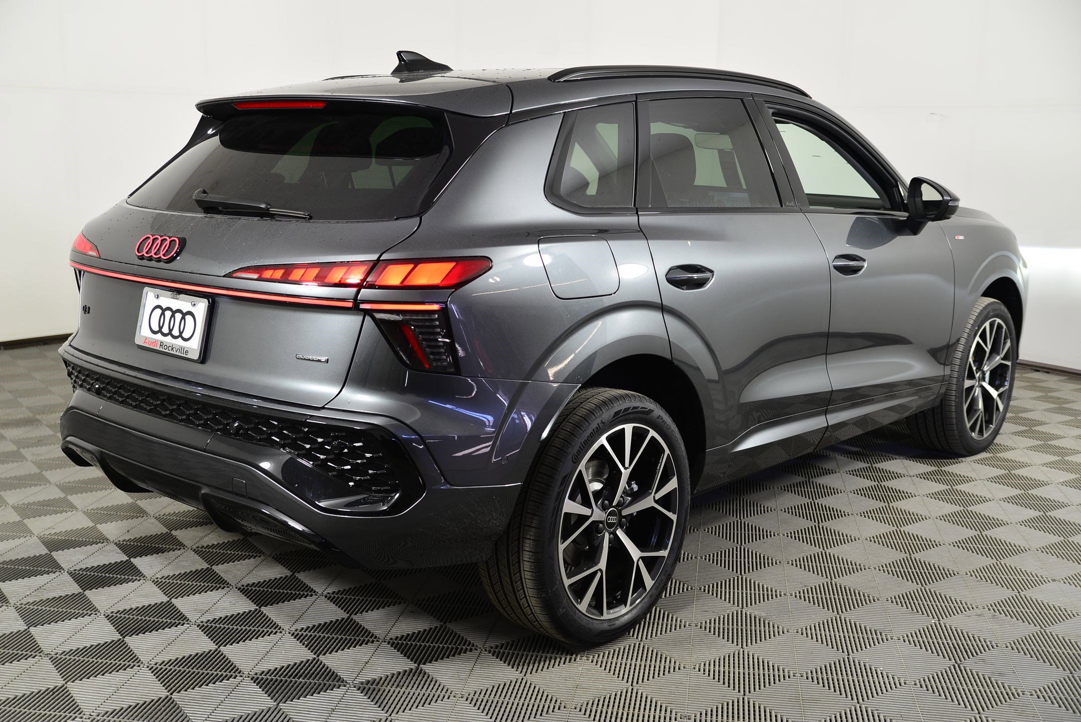 New 2026 Audi Q3 quattro 2.0T image 9