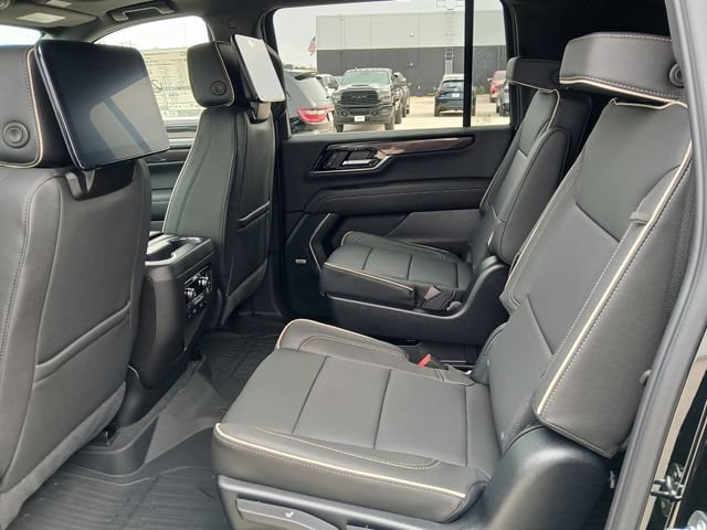 New 2026 GMC Yukon XL Elevation w/ Elevation Premium Package AWD/4WD image 19