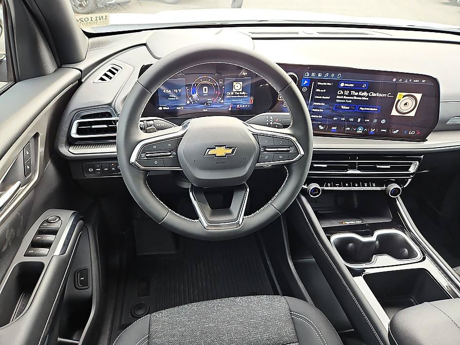 New 2027 Chevrolet Traverse LT AWD/4WD image 13