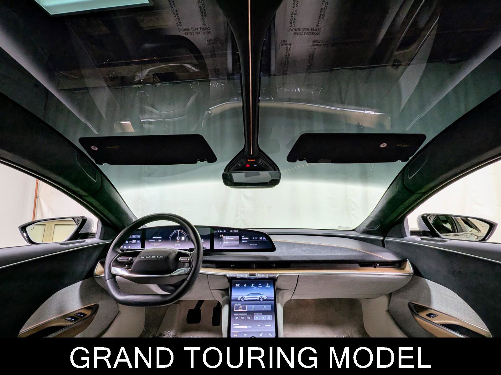 Used 2022 Lucid Air Grand Touring image 2