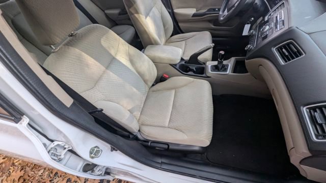 Used 2014 Honda Civic LX image 17
