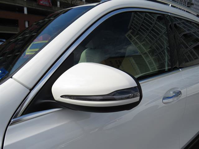 Used 2025 Mercedes-Benz GLB 250 4MATIC image 28