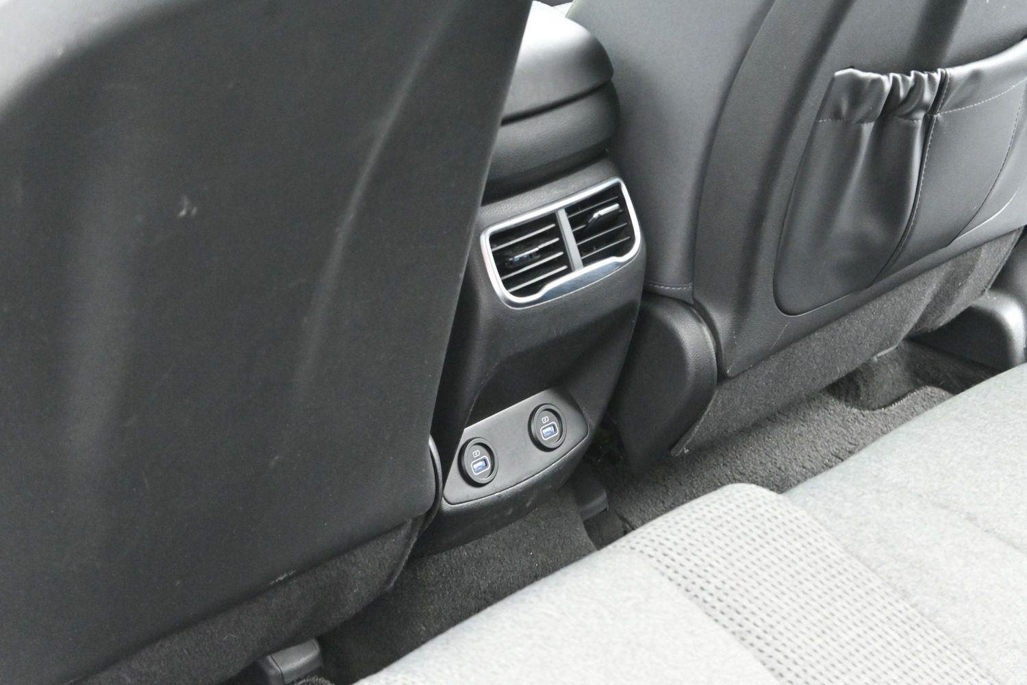 Used 2021 Hyundai Santa Fe SEL FWD image 27