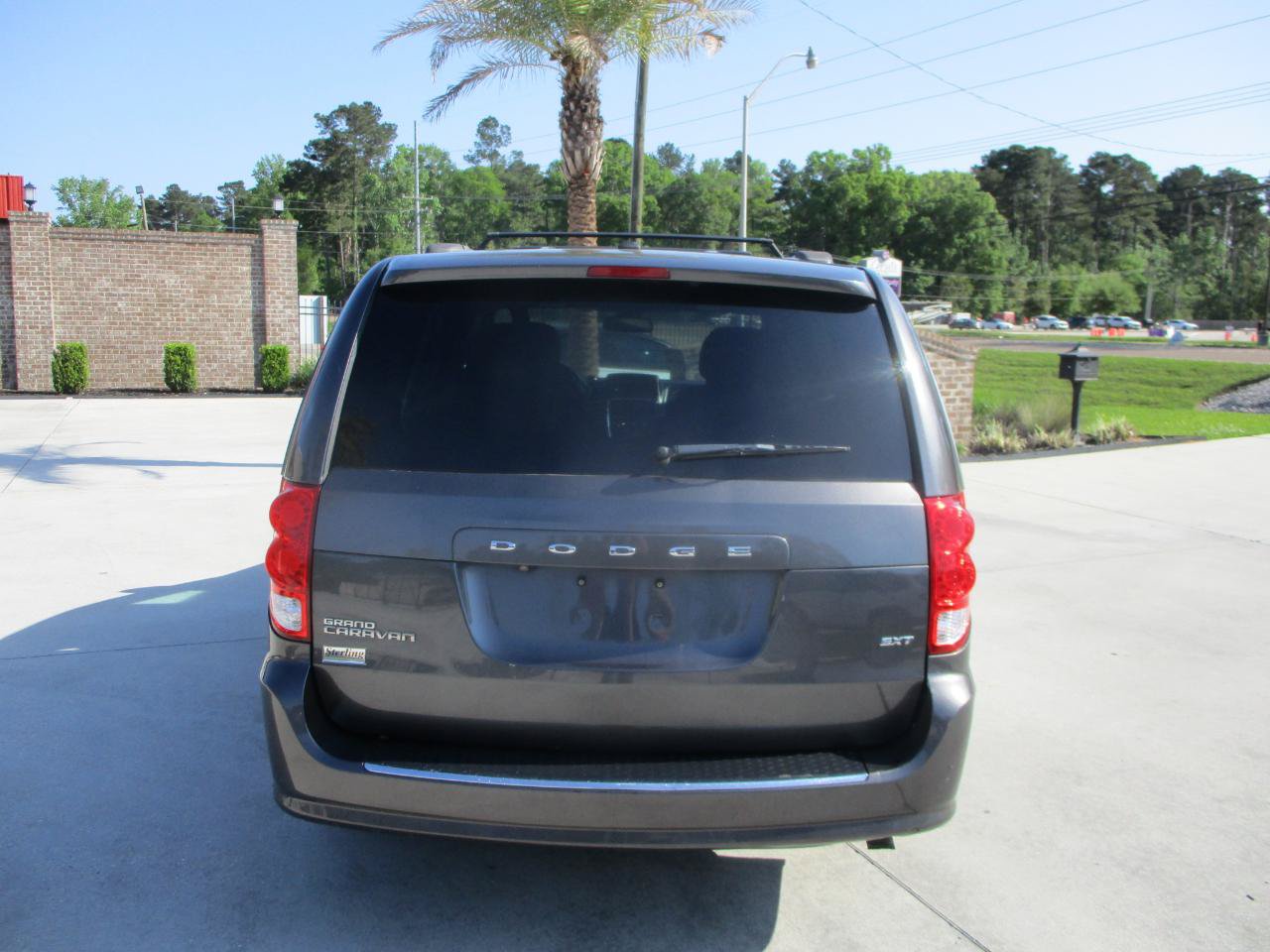 Used 2020 Dodge Grand Caravan SXT FWD image 11