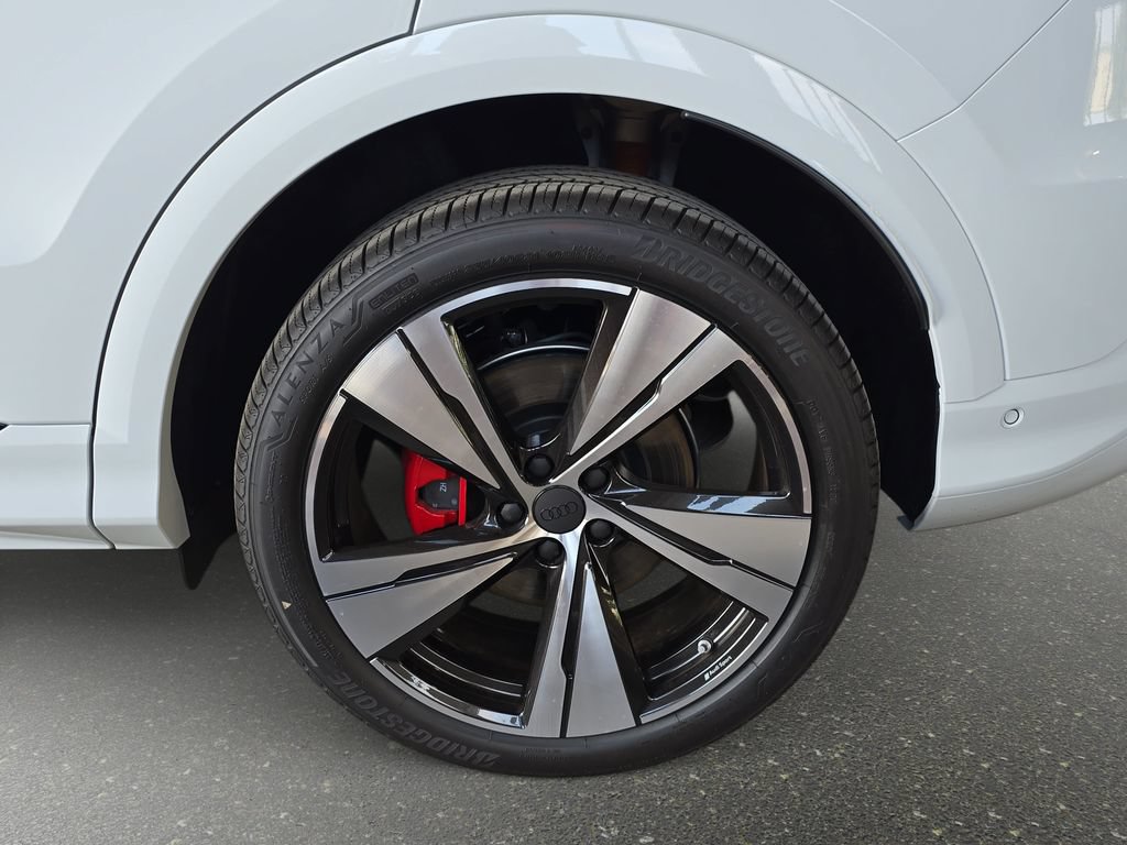 New 2026 Audi SQ5 Premium Plus AWD/4WD image 32