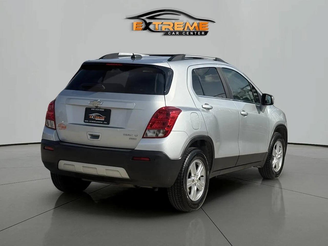 Used 2016 Chevrolet Trax LT w/ LT Sun and Sound Package AWD/4WD image 6