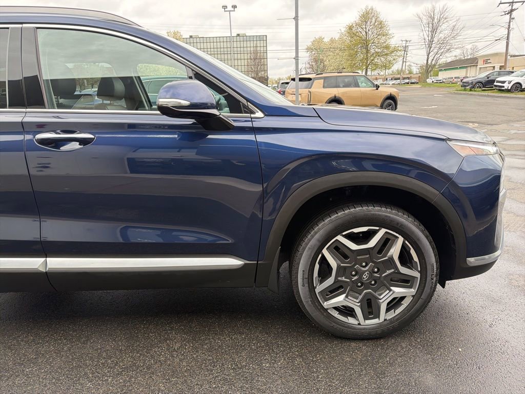 Used 2023 Hyundai Santa Fe SEL Premium w/ Cargo Package AWD/4WD image 5