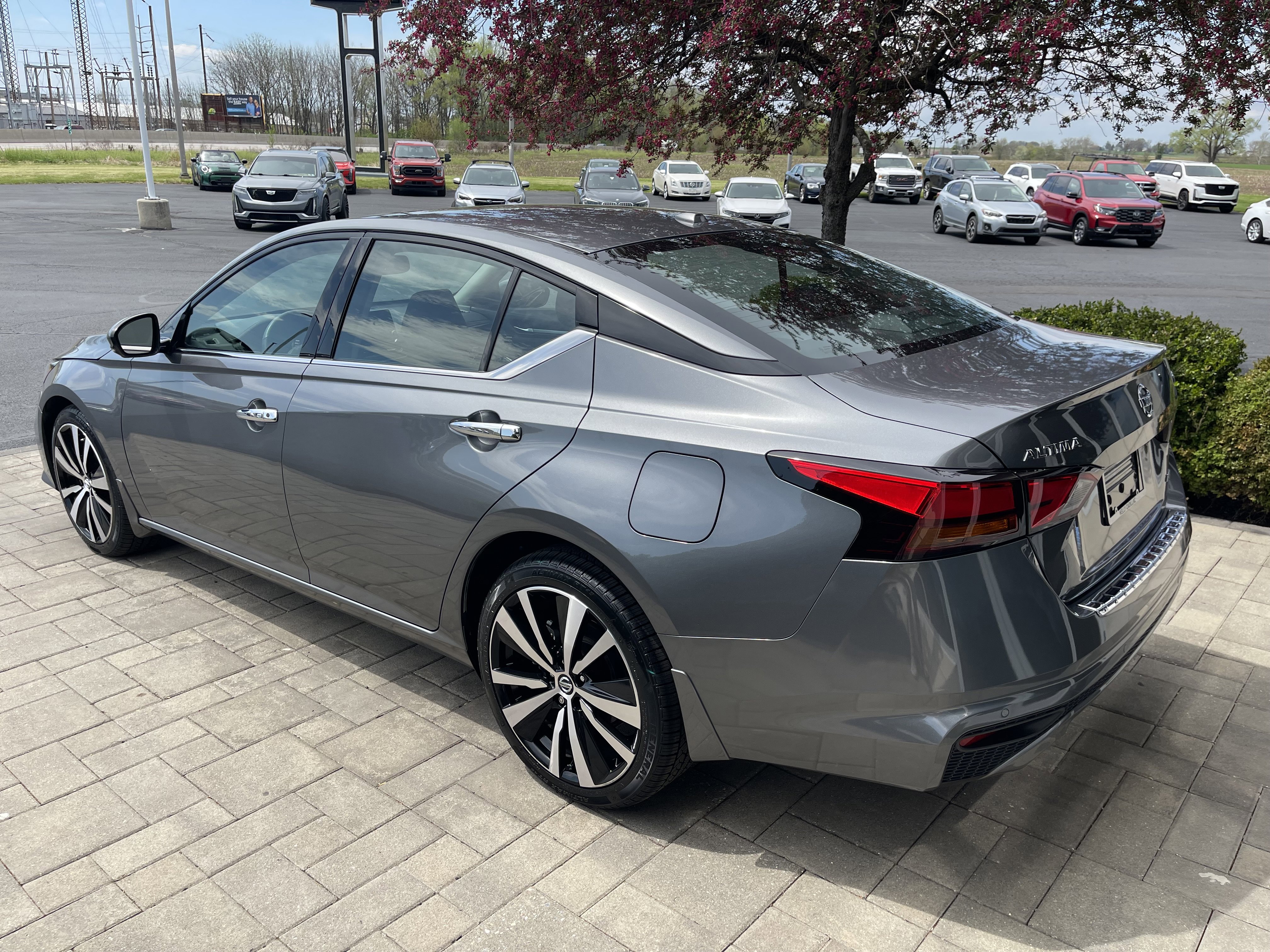 Used 2021 Nissan Altima 2.5 Platinum image 6