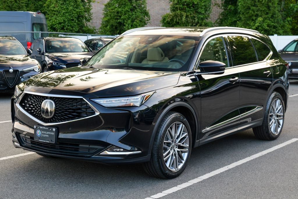 Used 2023 Acura MDX w/ Advance Package AWD/4WD image 3