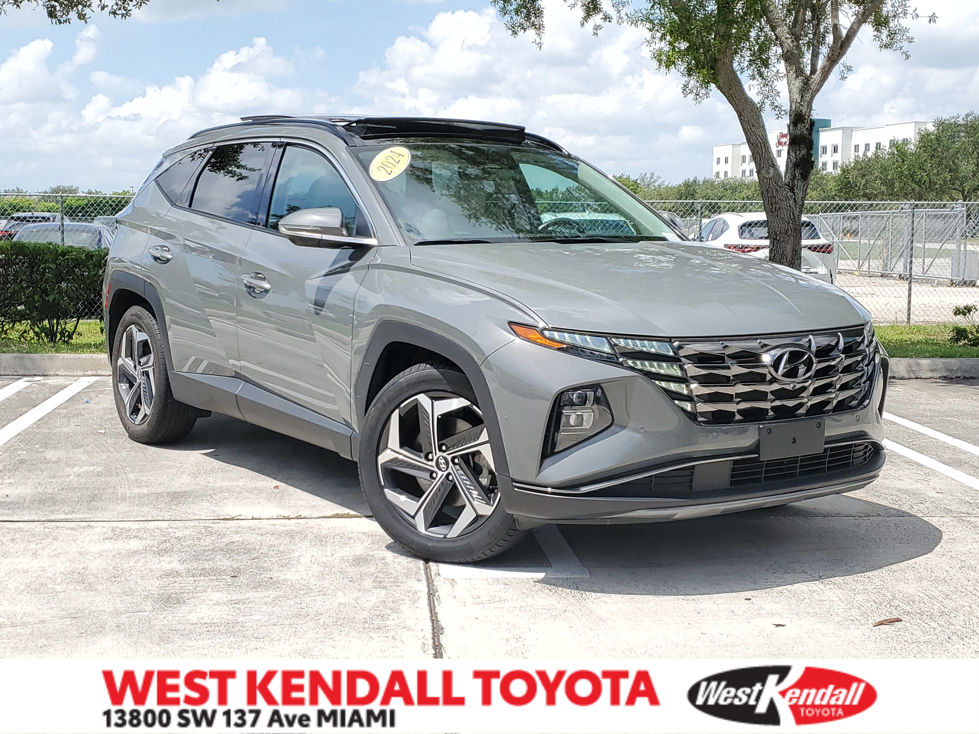 Used 2024 Hyundai Tucson Limited FWD image 1