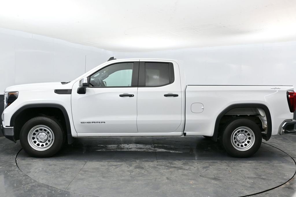 Used 2025 GMC Sierra 1500 Pro w/ Pro Value Package image 9