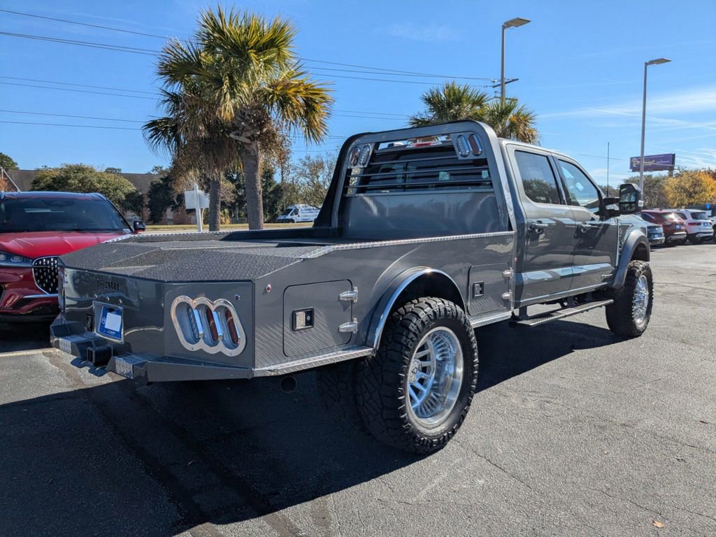 New 2025 Ford F550 4x4 Crew Cab Super Duty image 4