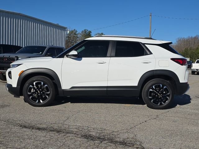 Used 2023 Chevrolet TrailBlazer LT w/ Convenience Package image 2