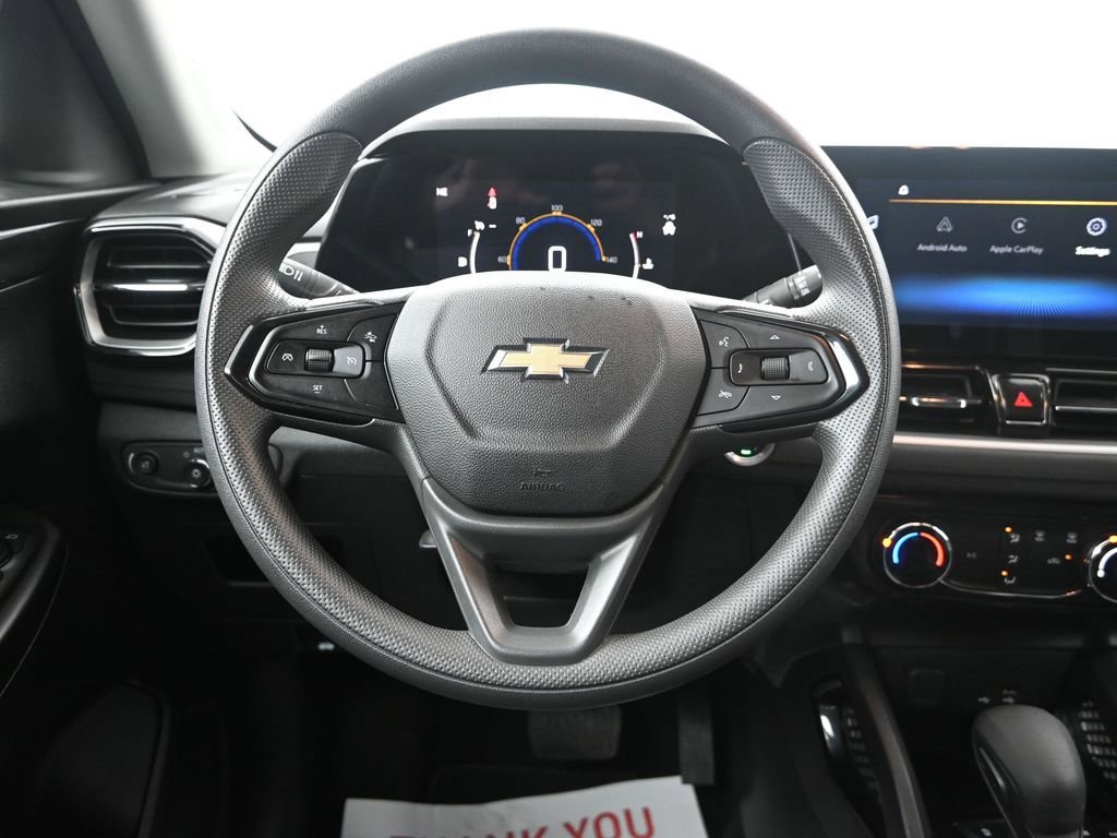 Used 2025 Chevrolet TrailBlazer LT image 31