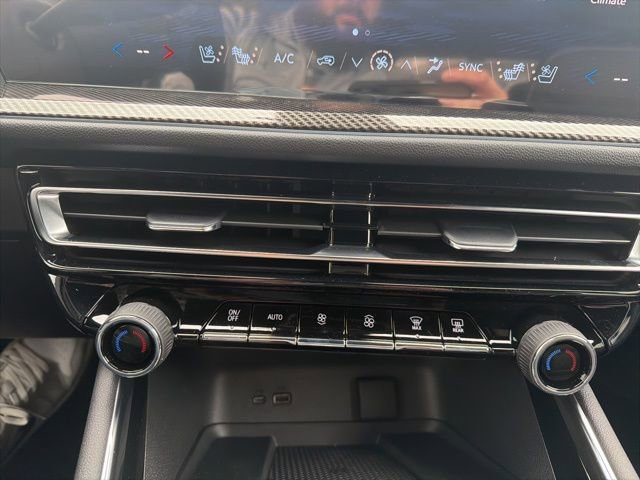 New 2026 Chevrolet Traverse High Country image 26