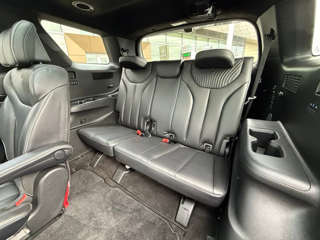 Used 2023 Hyundai Palisade Calligraphy AWD/4WD image 16