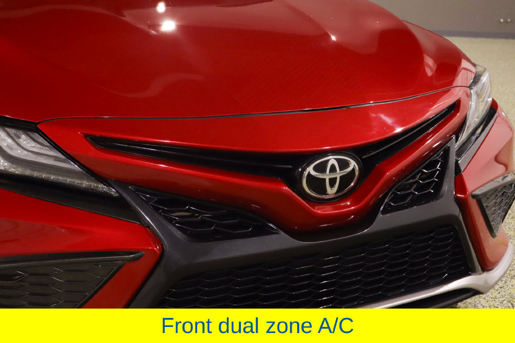 Used 2022 Toyota Camry XSE FWD image 14