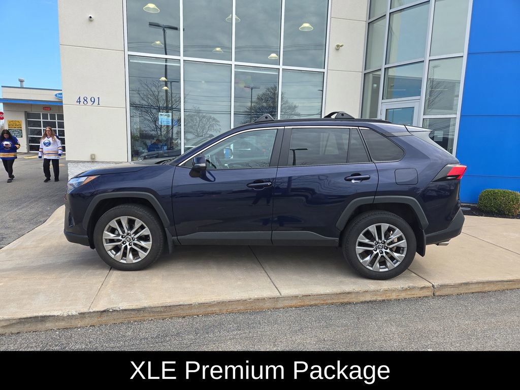 Used 2024 Toyota RAV4 XLE Premium image 7
