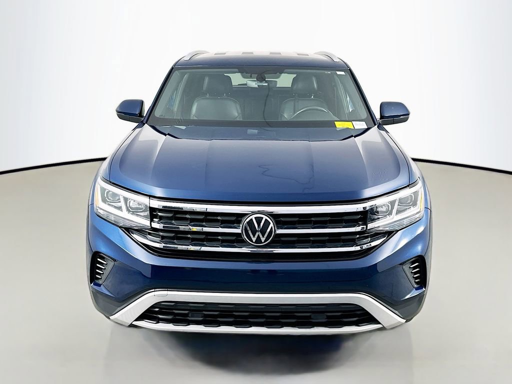 Used 2020 Volkswagen Atlas Cross Sport SE AWD/4WD image 2