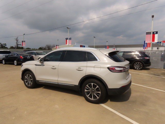 Certified 2023 Lincoln Nautilus FWD w/ Premium Package image 15