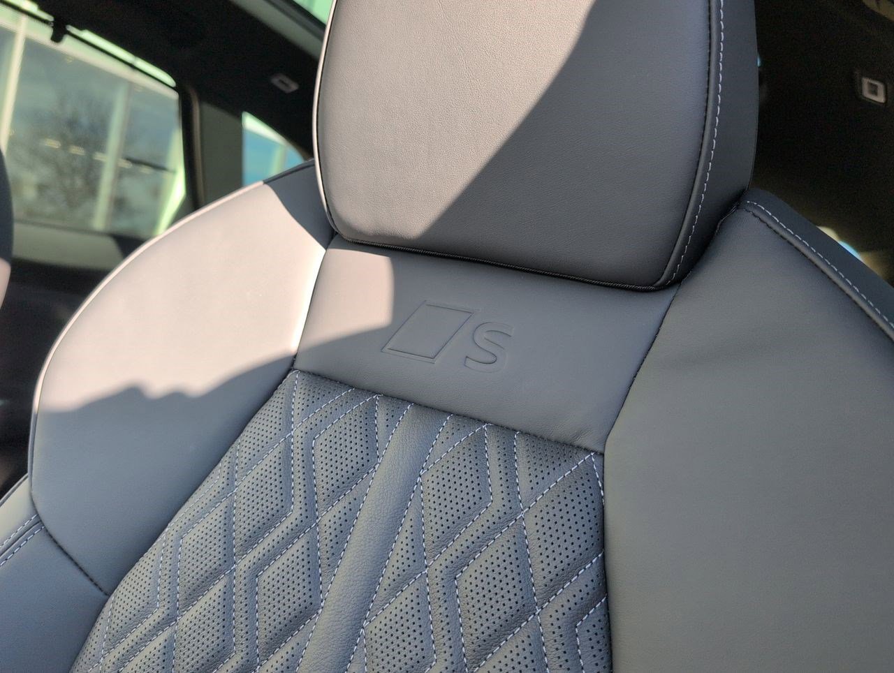 New 2025 Audi SQ5 Premium Plus image 11