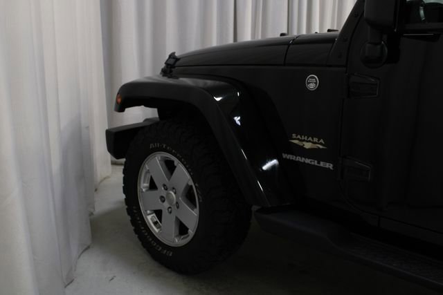 Used 2012 Jeep Wrangler Sahara w/ Connectivity Group AWD/4WD image 26