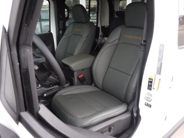 New 2026 Jeep Gladiator Mojave AWD/4WD image 16