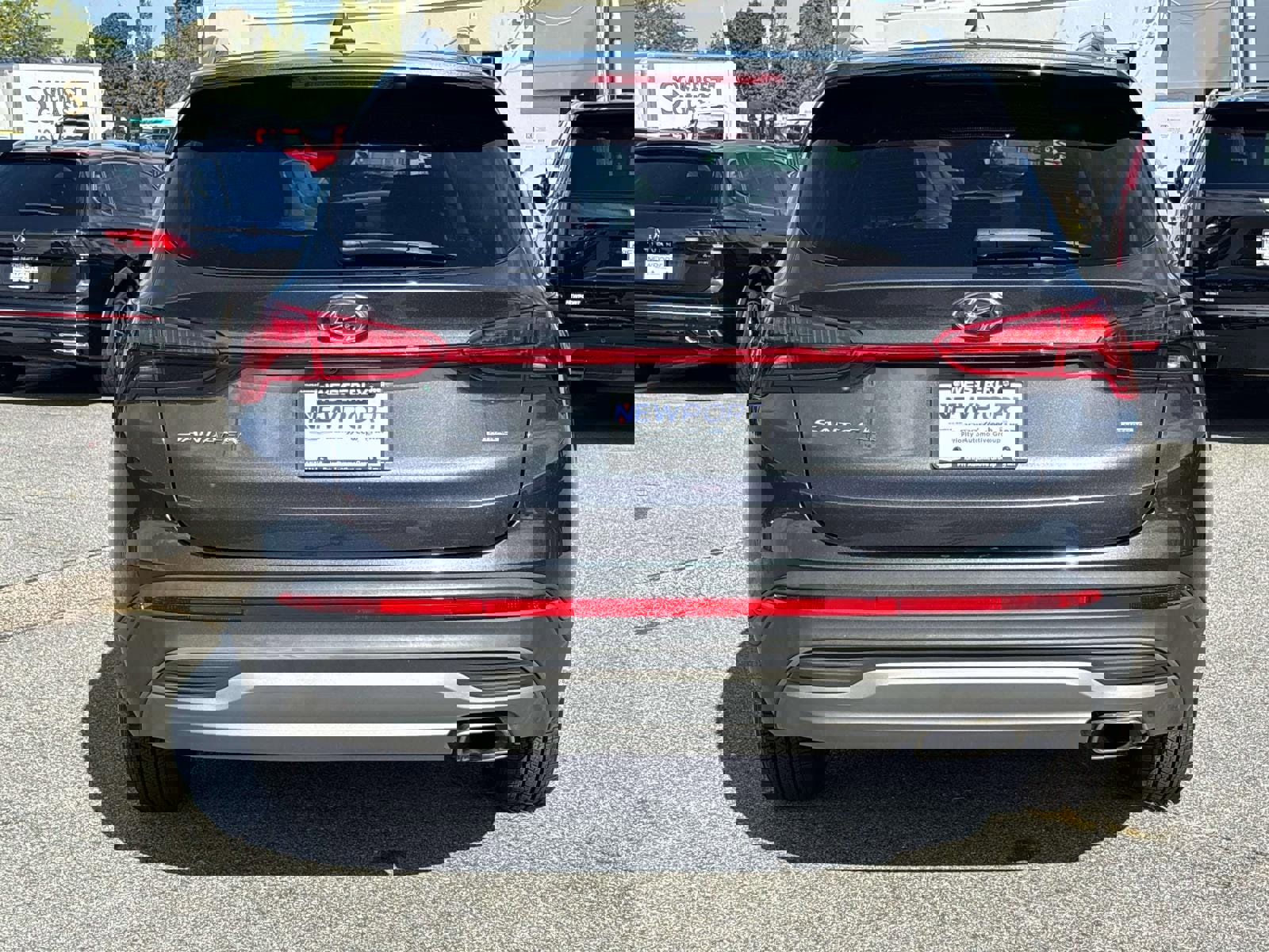 Used 2023 Hyundai Santa Fe SEL w/ Cargo Package image 4