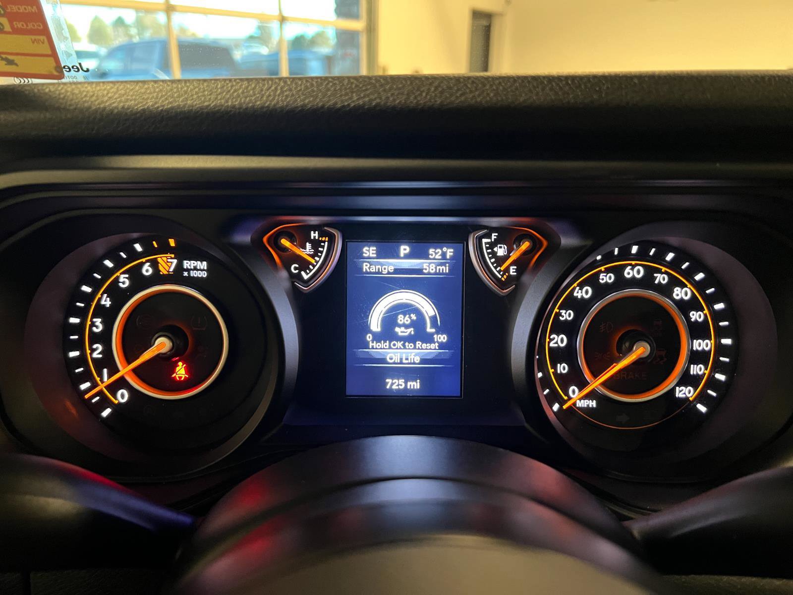 Used 2025 Jeep Gladiator Sport image 12