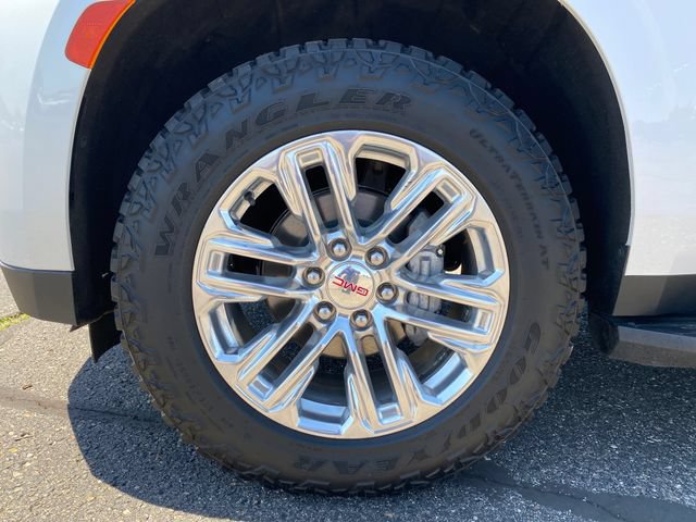 Used 2022 GMC Yukon XL SLT w/ SLT Luxury Package AWD/4WD image 24