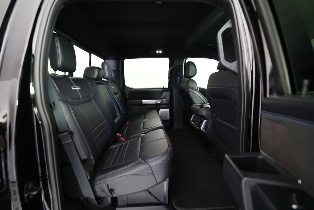Used 2025 Ford F250 Platinum w/ FX4 Off-Road Package image 12