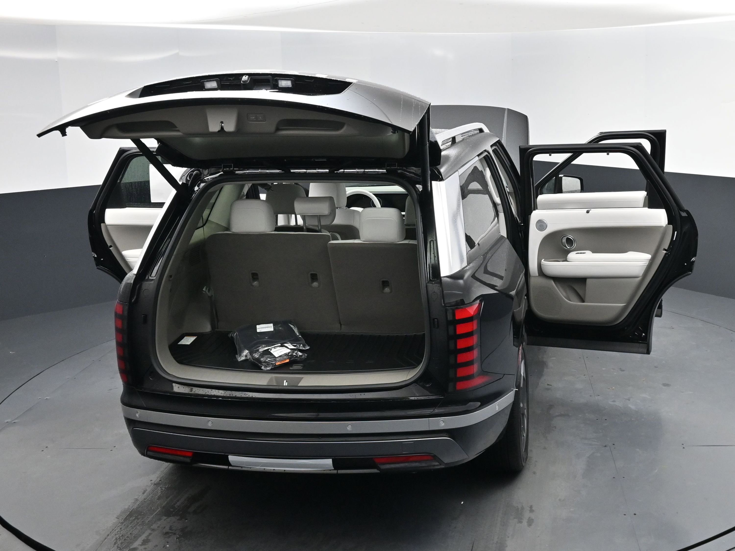 New 2026 Hyundai Palisade Limited image 16