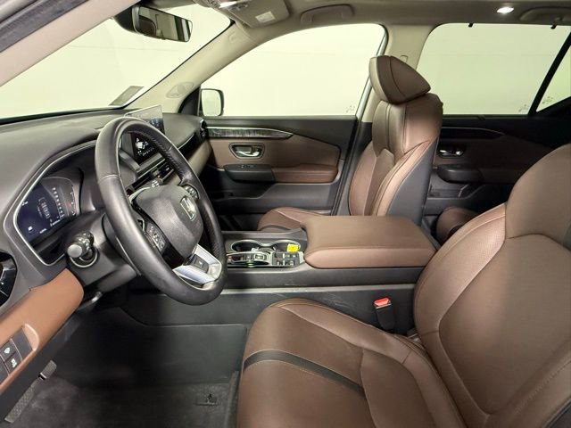 Used 2025 Honda Pilot Elite image 29