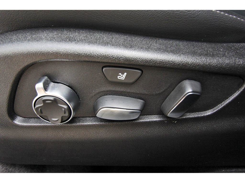 Used 2024 Cadillac XT4 Premium Luxury w/ Active Safety Package image 28