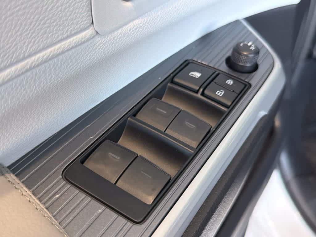 New 2026 Toyota Sienna XLE FWD image 16