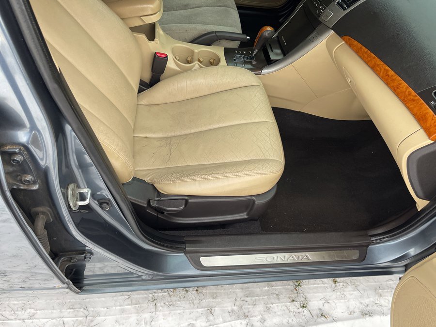 Used 2009 Hyundai Sonata Limited image 32