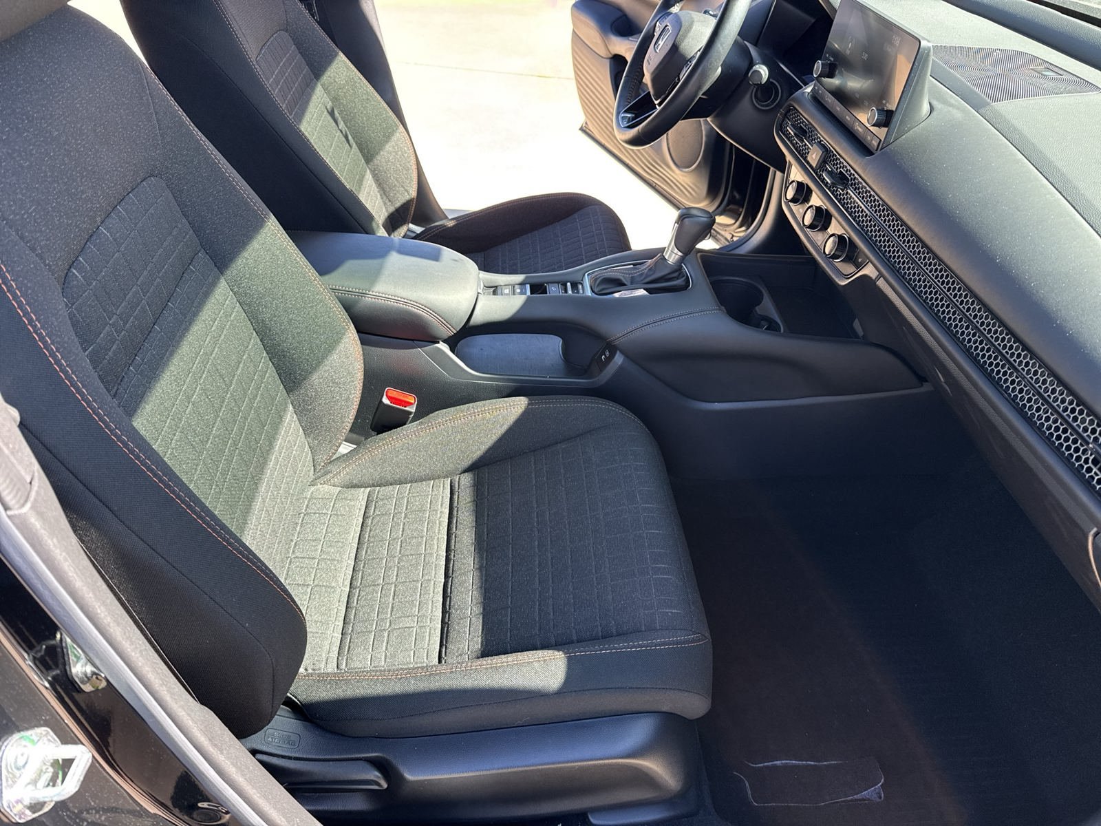 Certified 2024 Honda HR-V Sport image 27