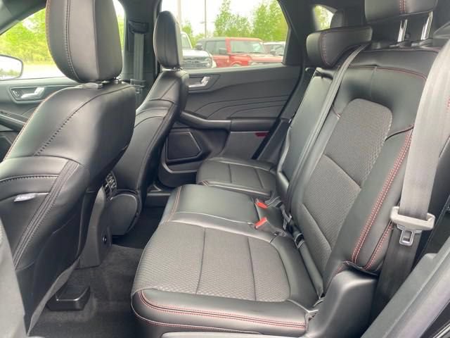 Used 2024 Ford Escape ST-Line Select w/ Tech Pack #2 AWD/4WD image 29