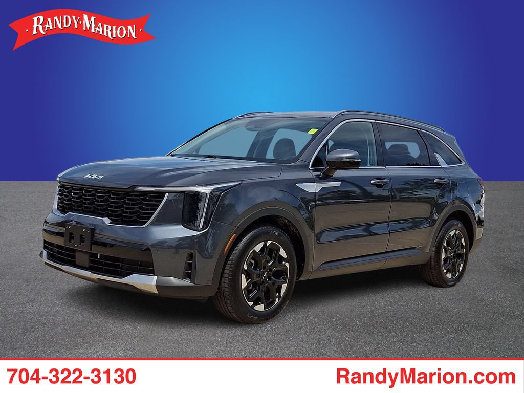Used 2024 Kia Sorento S FWD image 1