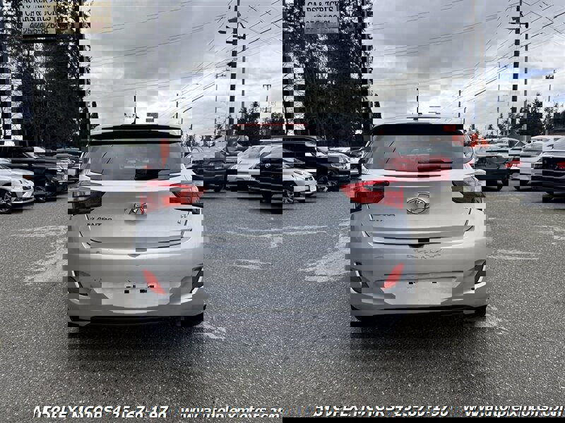 Used 2016 Hyundai Elantra GT image 6