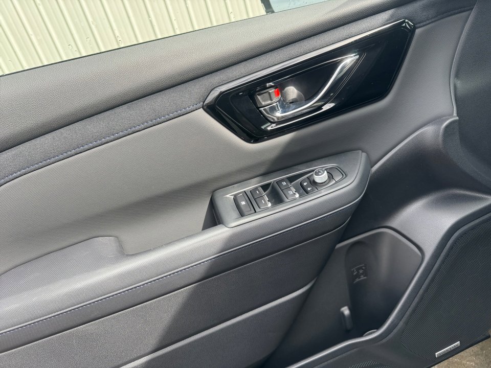 Used 2025 Subaru Forester Limited w/ Protection Package image 36