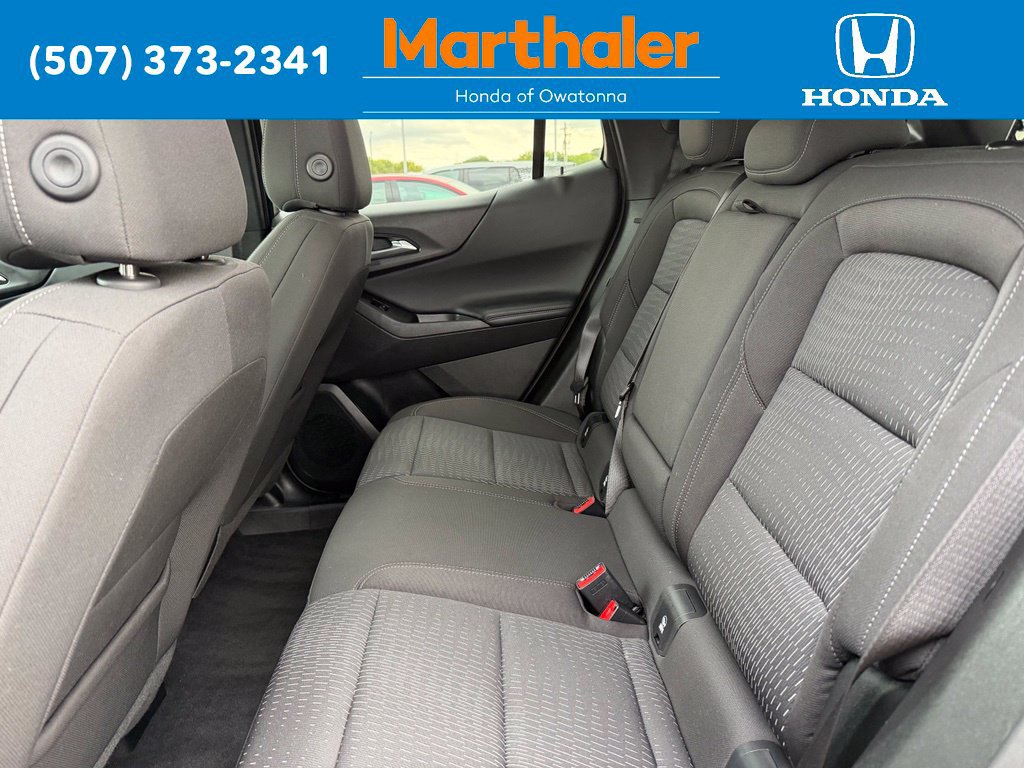 Used 2025 Chevrolet Equinox LT AWD/4WD image 12