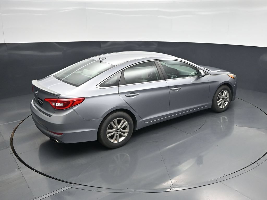 Used 2015 Hyundai Sonata SE w/ Option Group 09 FWD image 35