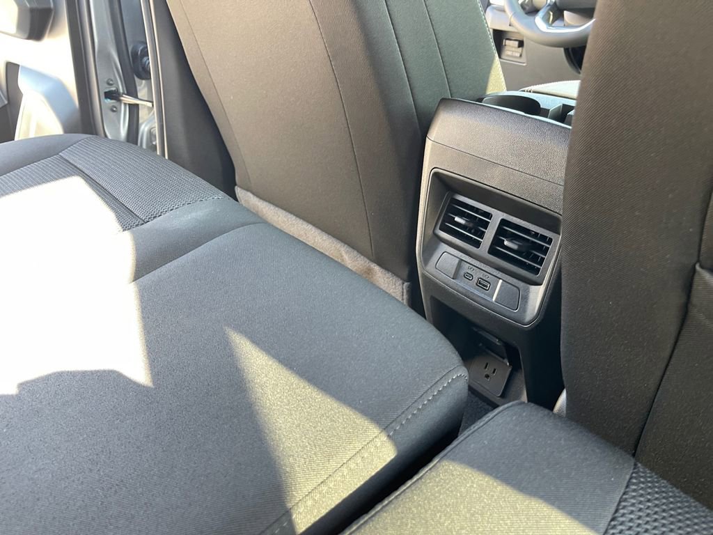 New 2026 GMC Canyon Elevation w/ Convenience Package image 20