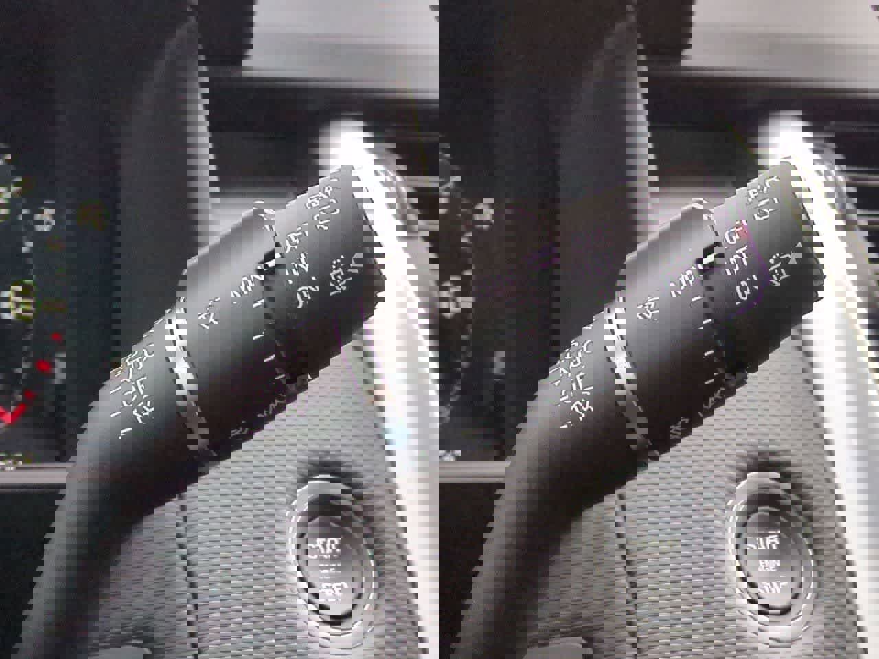 New 2026 Land Rover Discovery Limited Edition image 27