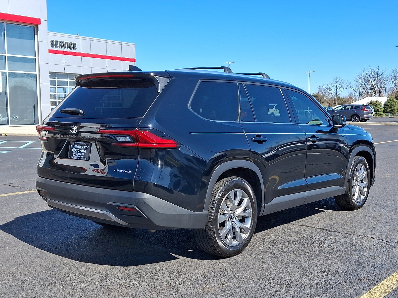 Used 2024 Toyota Grand Highlander AWD image 6
