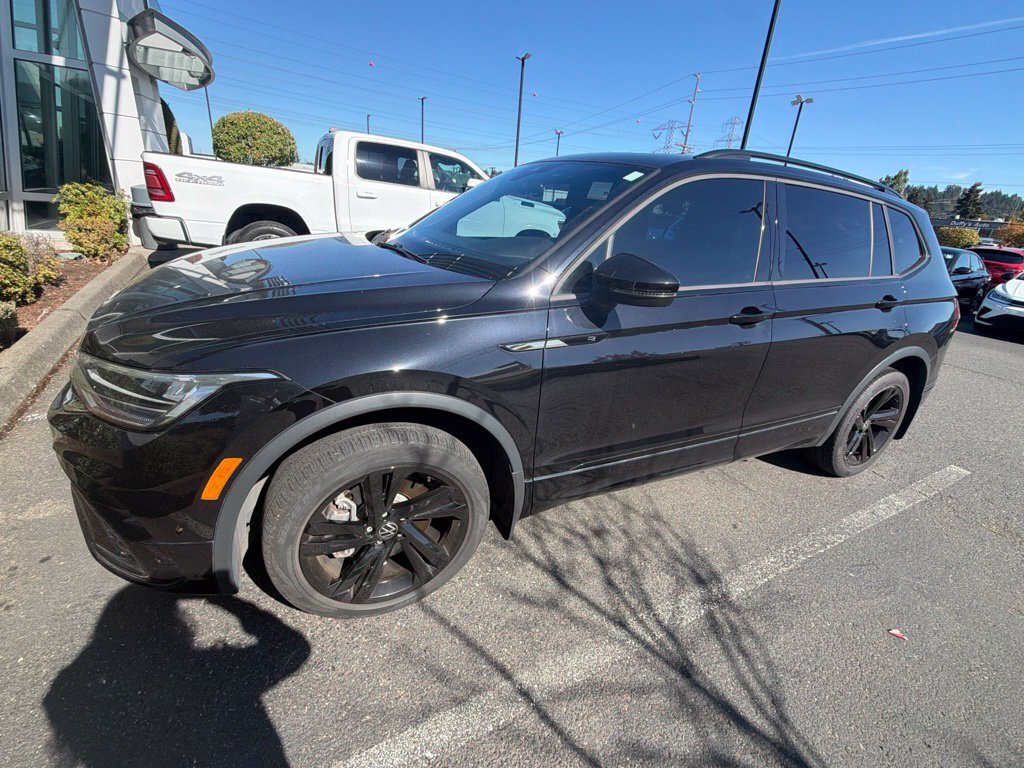 Used 2023 Volkswagen Tiguan SE R-Line
