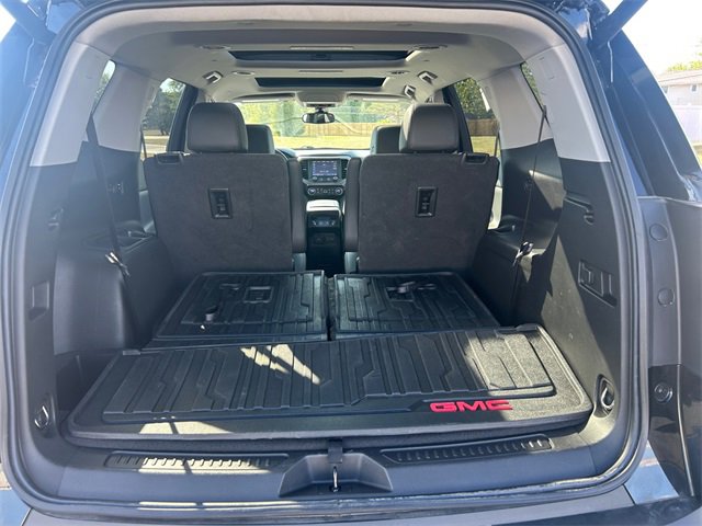 Used 2021 GMC Acadia AT4 w/ Technology Package image 21